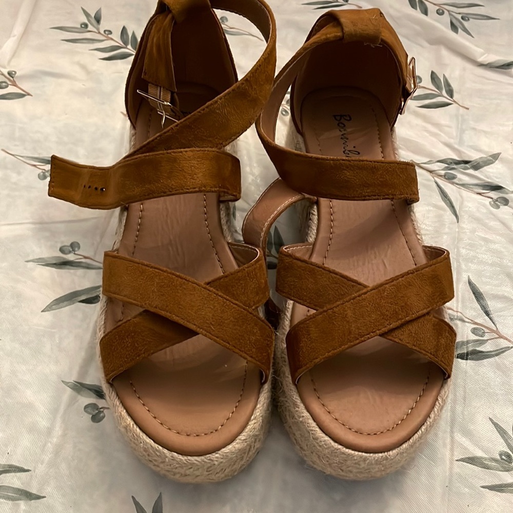 Size 8 shoes!